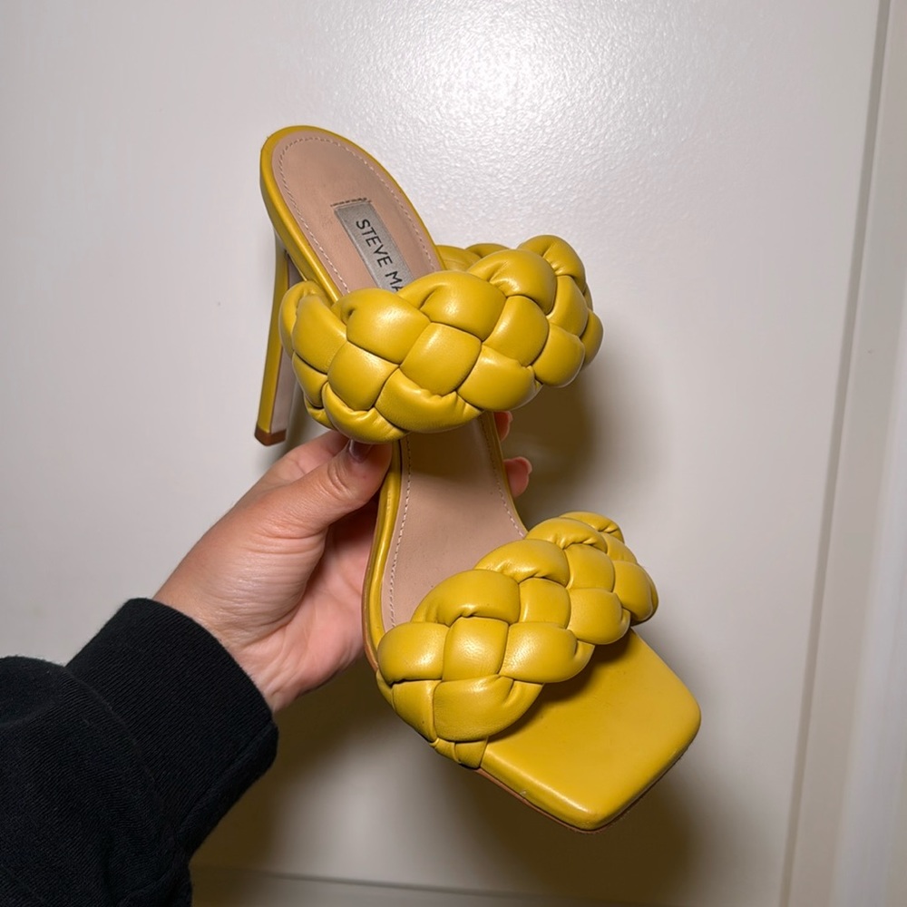 STEVE MADDEN HEELS